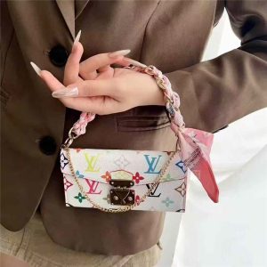 ルイヴィトン iphone17 手帳型ケース iphone17pro/17promax ケース ハイブランド 携帯 手帳 型 カバー バッグ風 大人 女子 iphone16/16pro/15 ケース 手帳 型