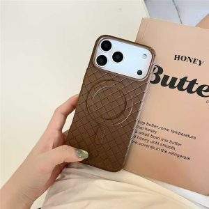 ボッテガ 携帯 ケース iphone17/17pro ケース magsafe対応 iphone16promax ケース ボッテガ ヴェネタ スマホケース 編み込み iphone15/14 ケース シンプル 可愛い