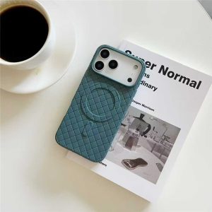 ボッテガ 携帯 ケース iphone17/17pro ケース magsafe対応 iphone16promax ケース ボッテガ ヴェネタ スマホケース 編み込み iphone15/14 ケース シンプル 可愛い