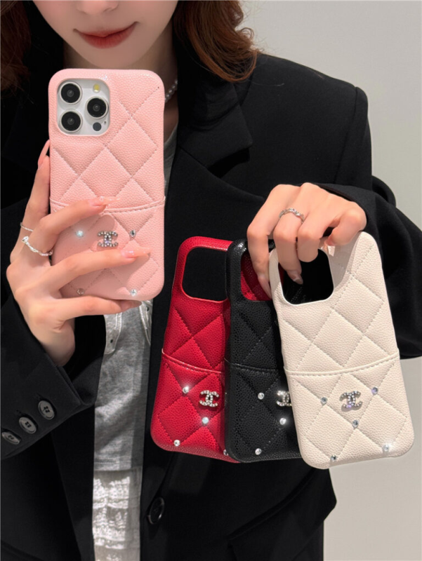 シンプルかつ洗練されたハイブランドiPhone17proケースをご紹介! シンプルかつ洗練されたハイブランドiPhone17proケースをご紹介!