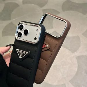 ダウン ジャケット iphone ケース プラダ iphone17/17pro ケース おしゃれ ブランド prada iphone16promaxケース 韓国 流行り iphone15pro/14proケース カップル