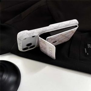 iphone カード 収納 ケース グッチ iphone17pro/17promax ケース おしゃれ メンズ iphone16/16pro ケース カード 入れ 付き iphone15/14 ケース ハイブランド スマホケース お 揃い