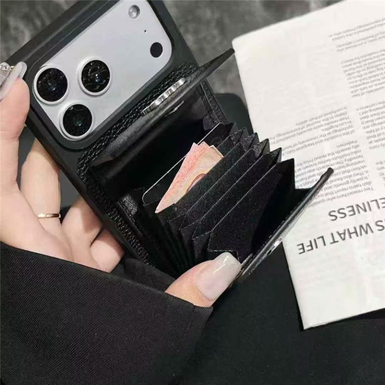注目の新作が登場!ハイブランドiPhoneケースで叶える特別な日常! loewe iphone17proケース