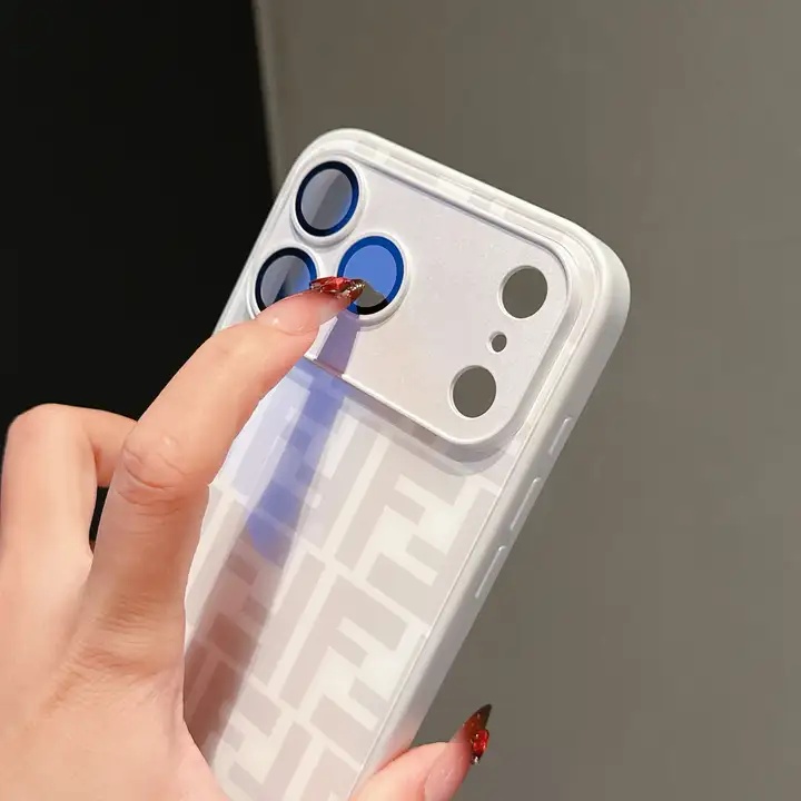 フェンディ スマホケース iphone17/17promaxケース ガラス FFロゴ 
