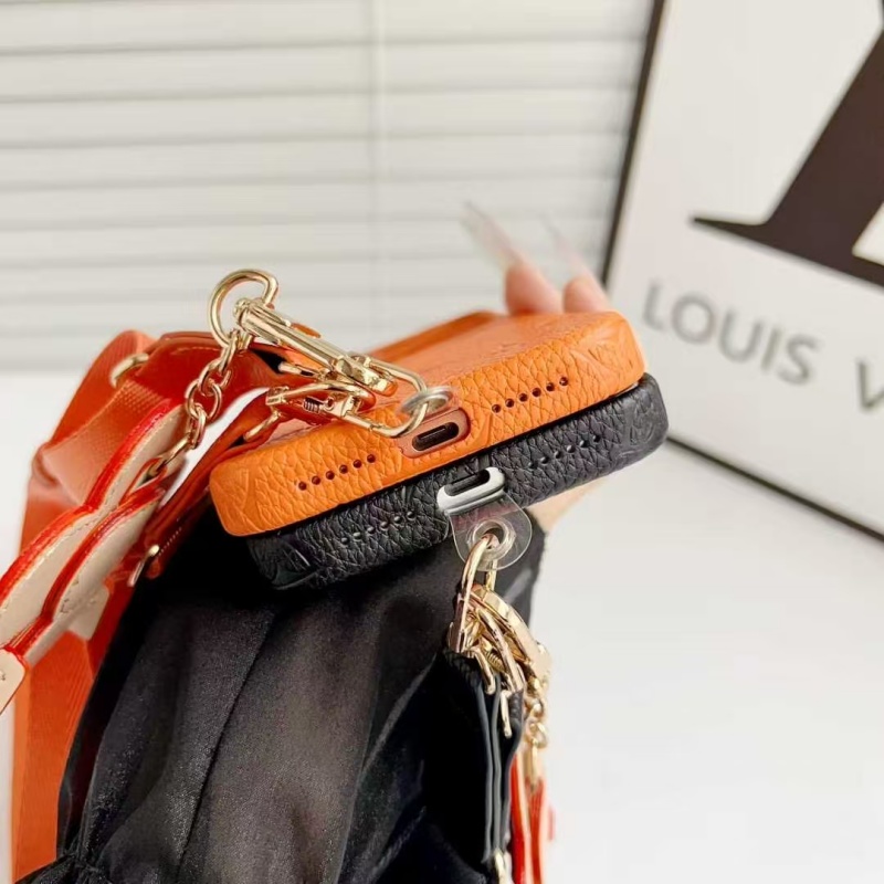 iphone ルイ ヴィトン ケース 新作 iphone17/17promax ケース ブランド おしゃれ ヴィトン風 iphone16/16pro ケース ヴィヴィエンヌ チャーム アイフォン15/14 保護カバー 可愛い お揃い