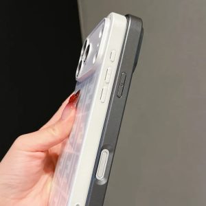 フェンディ スマホケース iphone17/17promaxケース ガラス FFロゴ iphone16/16proケース ブランド お揃い iPhone15 薄型 ケースおすすめ