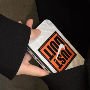 ナイキ iphoneケース 17 NIKE スマホケース iphone17pro/17promax ケース ブランド 人気 iphone16/16pro/15 ケース お揃い さりげない iphone14/13 携帯ケース おしゃれ ブランド