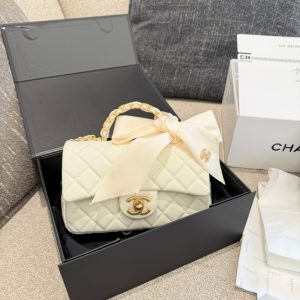 Alternative view of シャネル 25 ショルダーバッグ 斜 めがけ バッグ レディース ミニ バッグ ショルダー ブランドchanel マトラッセ ミニバッグ ちょっとした お出かけ