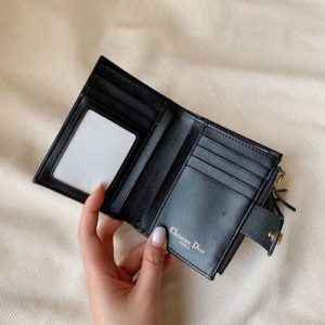 ディオール ミニ財布 レディース dior カード ケース コンパクト 二 つ折り 財布 ミニ 財布 ハイ ブラ ンド小銭入れ かわいい センスのいい プレゼント