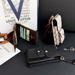ルイ ヴィトン スマホポーチ スマホショルダー ブランド お手頃 カード 入れ 付き スマホ が入る 財布ショルダー グッチ バーバリー スマホポシェット 縦型 スマホ バッグ ショルダー