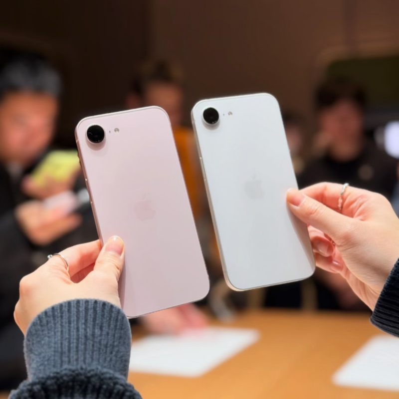 2026年本命モデル！iPhone 17eの進化ポイントと、今すぐ揃えたい最新ケース特集