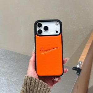 ナイキ iphone17/17proケース シンプル おしゃれ nike iphone16/15 おそろい スマホケース iphone14proケース 耐衝撃 iphoneカバー スポーツ風 ブランド