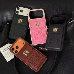 ロエベ iPhoneケース 17 カード収納 loewe iphone17pro/17promax スマホケース 可愛い ブランド iphone16/16pro ケース  お揃い おしゃれ アイフォン15/14ケース スタンド機能