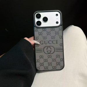 gucci スマホケース iphone17 グッチ iphone17pro/17promaxケース お揃い おしゃれ iphone16/16proケース シンプル 高級感 iphone15pro/14/13 ケース ハイブランド 安い