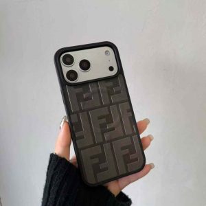 フェンディ アイフォン ケース 17 magsafeケース fendi iphone17pro/17promax ケース おしゃれ メンズ iphone16/16pro ケース お揃い iphone15promax/14pro ケース ブランド 人気