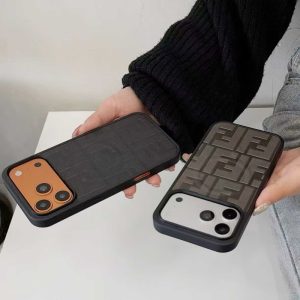 フェンディ アイフォン ケース 17 magsafeケース fendi iphone17pro/17promax ケース おしゃれ メンズ iphone16/16pro ケース お揃い iphone15promax/14pro ケース ブランド 人気