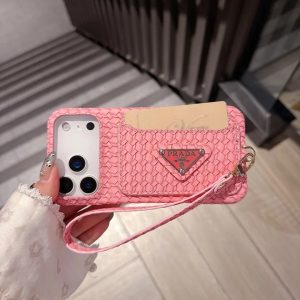 iphoneカードケース プラダ iphone17/17pro ケース 編み込み prada iphone17promax/16/16proケース ストラップ付き iphone15/14pro ケース 可愛い ブランド iphoneケース カード収納