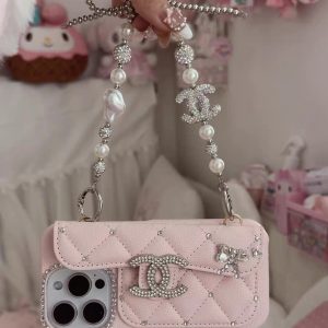 シャネル iphoneケース ストーンデコ iphoneケース レディース chanel パロディ iphone17/17pro ケース iphoneケース カード収納 可愛いiphone16pro/15/14 スマホケース チェーン 付き